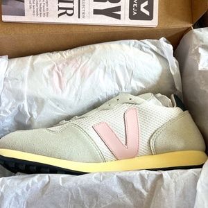 Veja SDU rubber-trimmed vegan suede recycled mesh sneakers Gravel Petale IT39